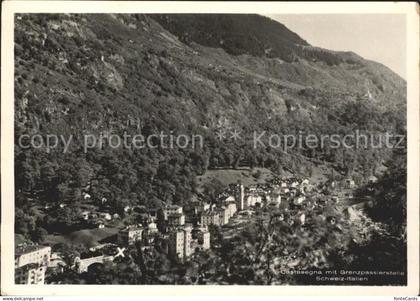 Castasegna mit Grenzpassierstelle Schweiz Italien
