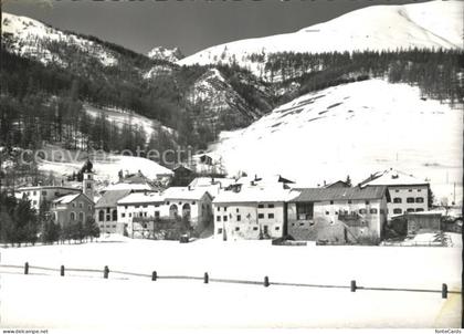 Madulain Ortsansicht gegen Piz Kesch Engadin