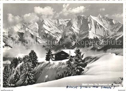 Piz Mundaun Berghuette mit Signinagruppe