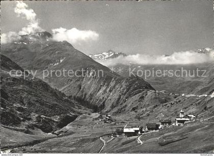 Selva Tujetsch mit Piz Badus