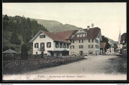 AK Flühli, Dorfstrasse mit Gasthaus Sonne
