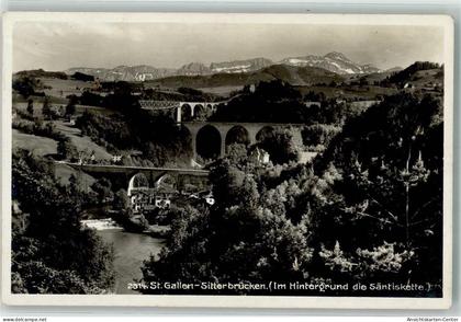 39692138 - Bruggen