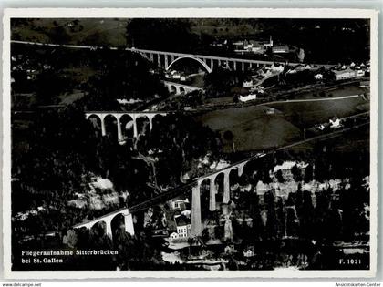 39692406 - Bruggen
