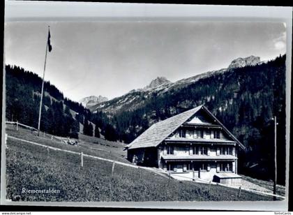 Riemenstalden Berghaus St Bernhard