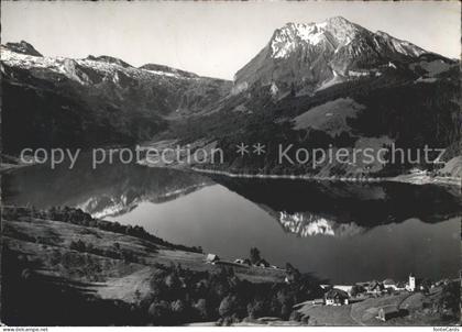 Waegitalersee mit Innerthal