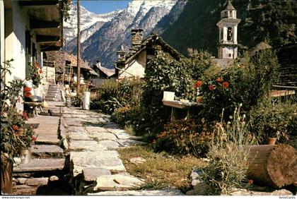 Sonogno Dorfpartie Kirche