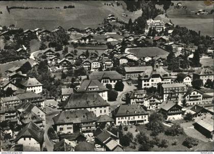Chateau-d Oex Fliegeraufnahme
