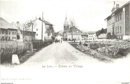 Le Lieu - Entree du Village - Repro