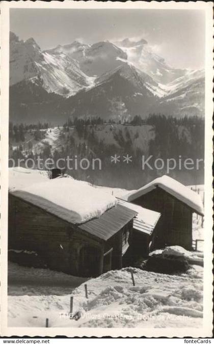 Villars Chesieres Berghaeuser tief verschneit