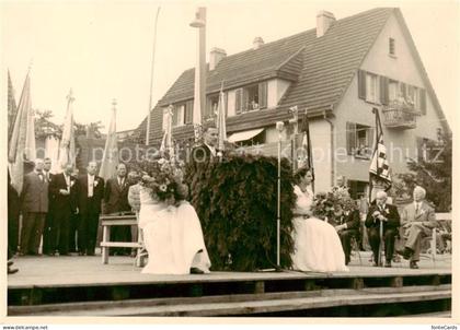 Fluntern Zuerich Fest-Ehrung