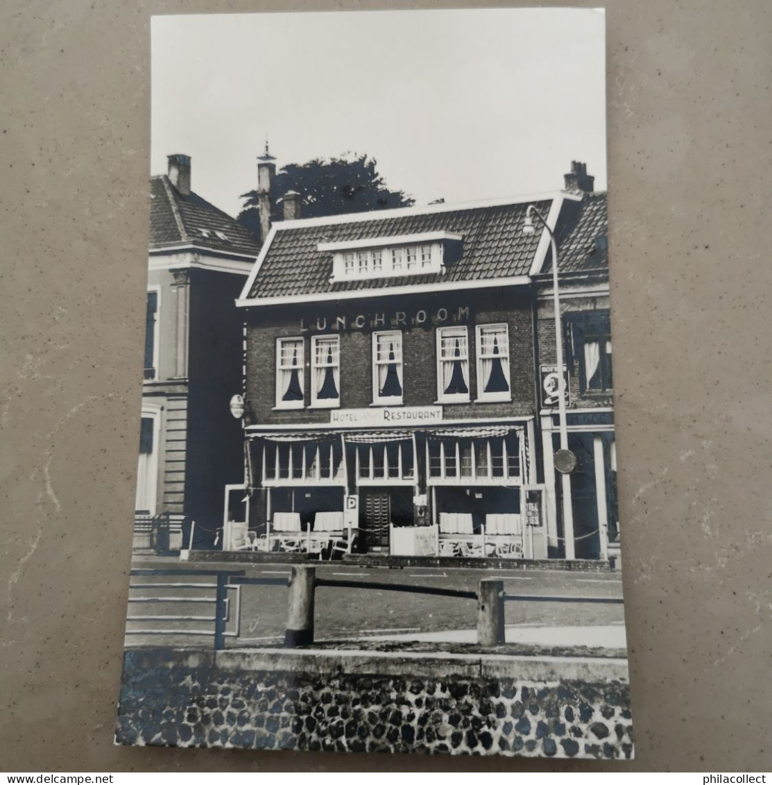 Zwolle // Lunchroom De Vries - Willemskade 8 19??